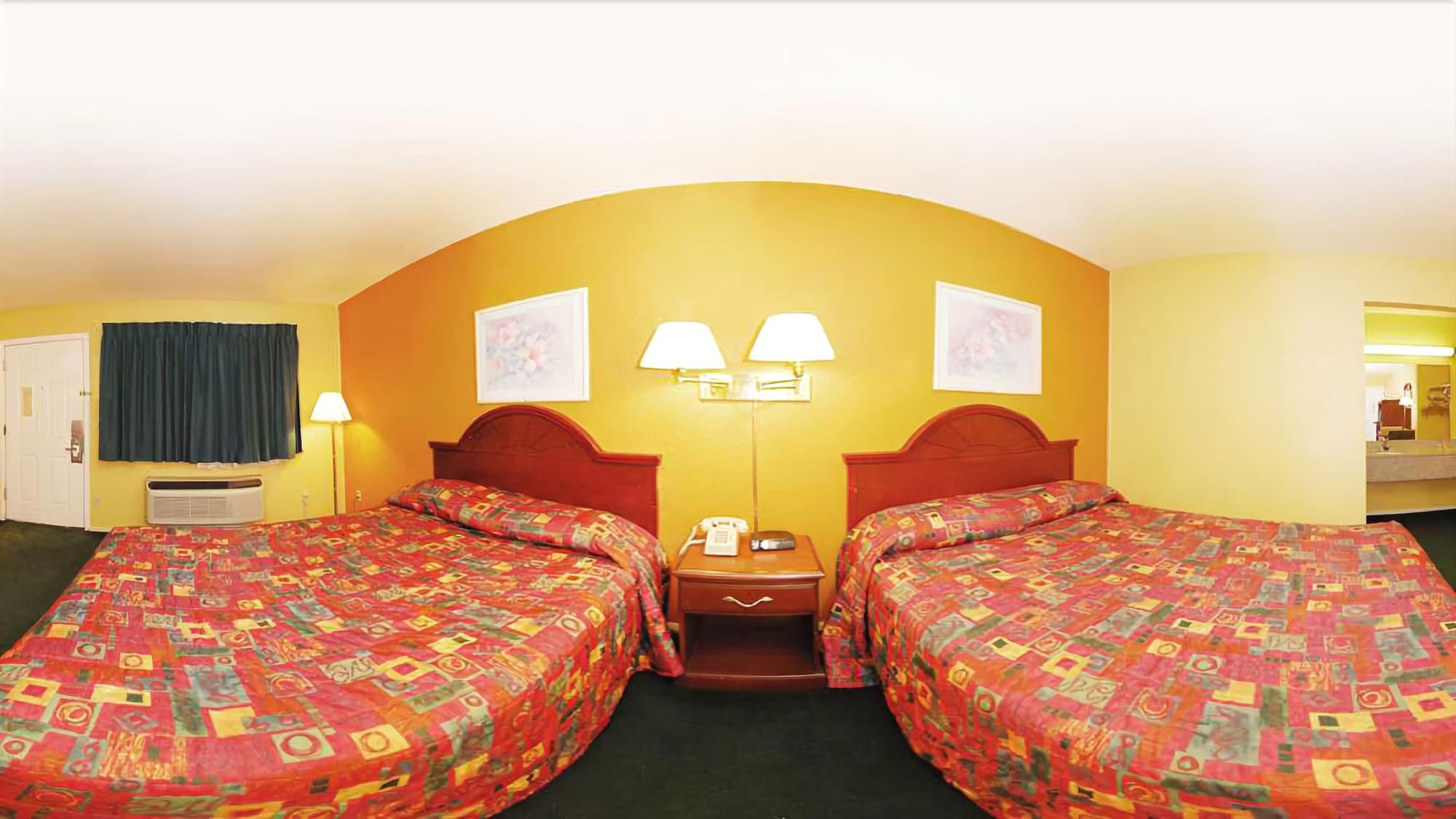 Travelodge By Wyndham Kingman Bagian luar foto