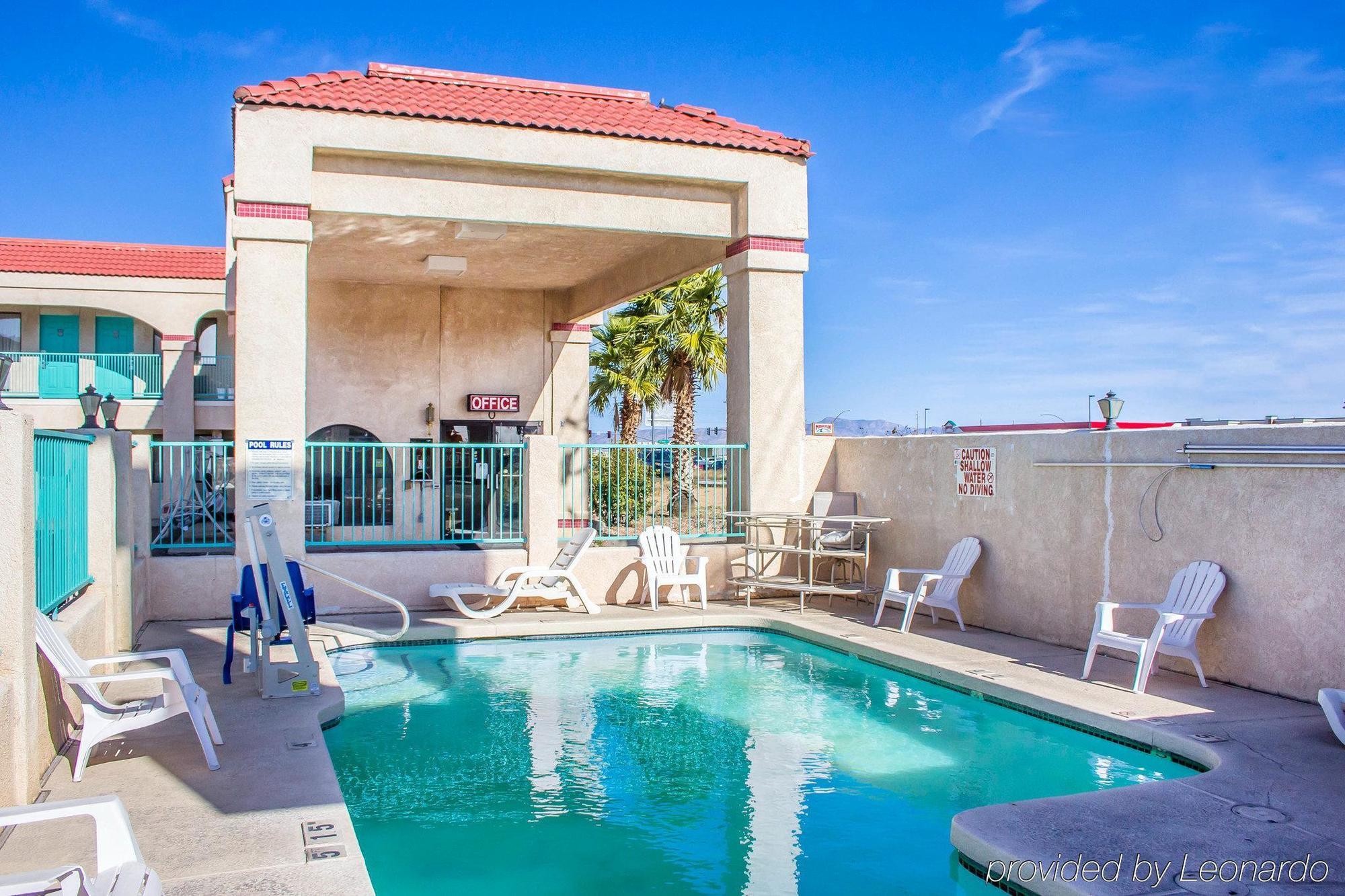 Travelodge By Wyndham Kingman Bagian luar foto