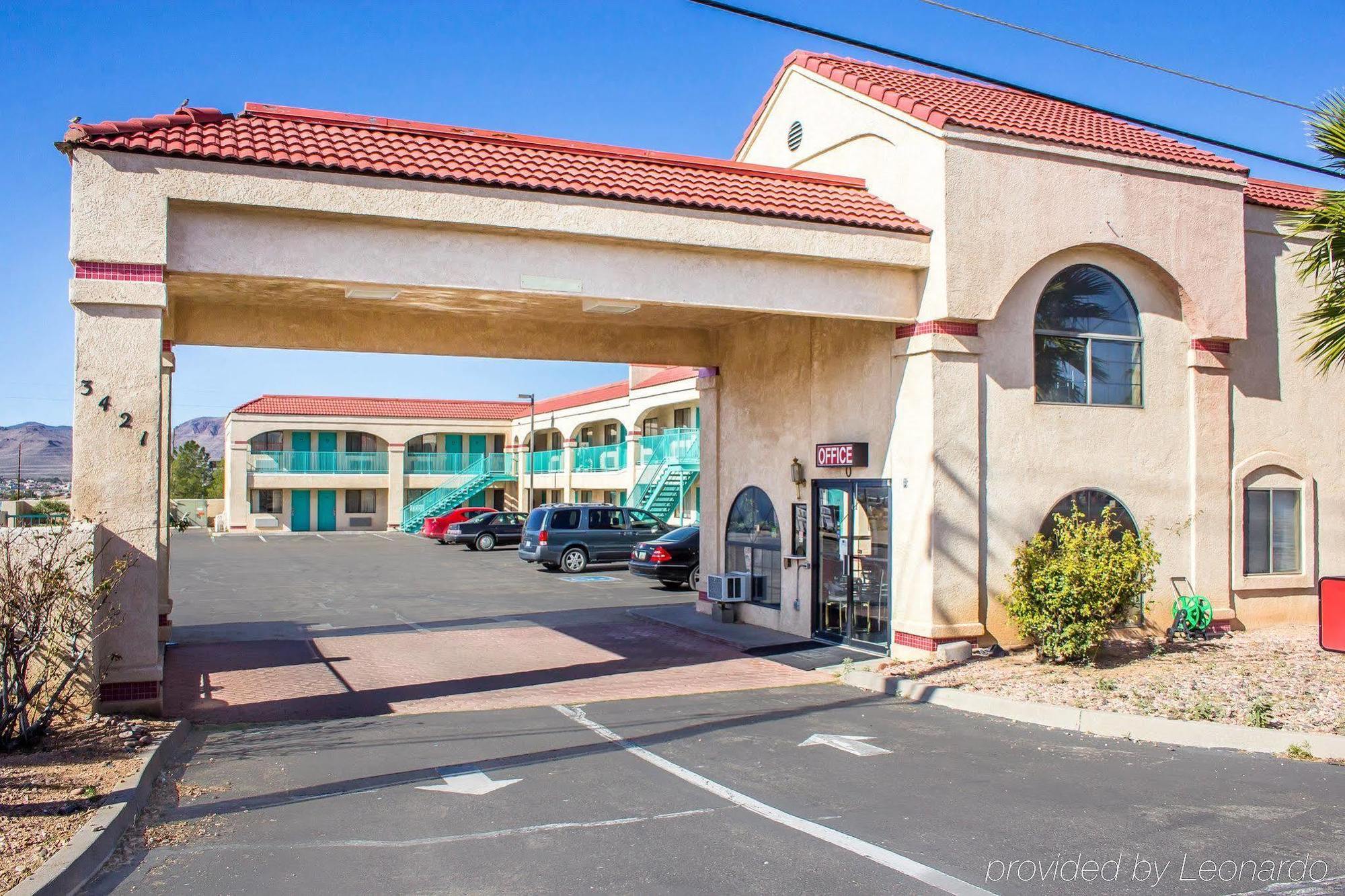 Travelodge By Wyndham Kingman Bagian luar foto